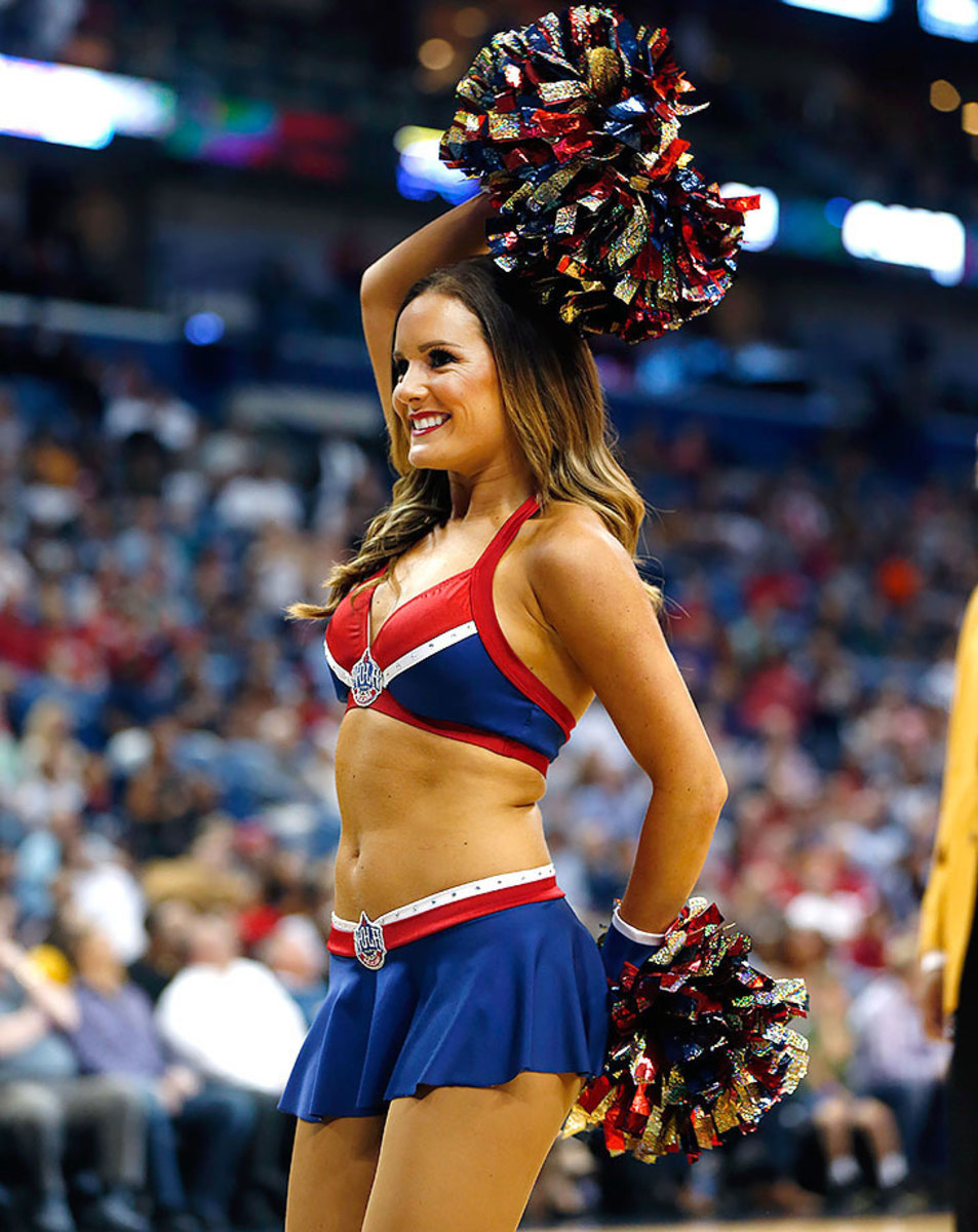 New-Orleans-Pelicans-Dancers-b5554959a4224538af4d8e4c5cfc1ac3-0.jpg