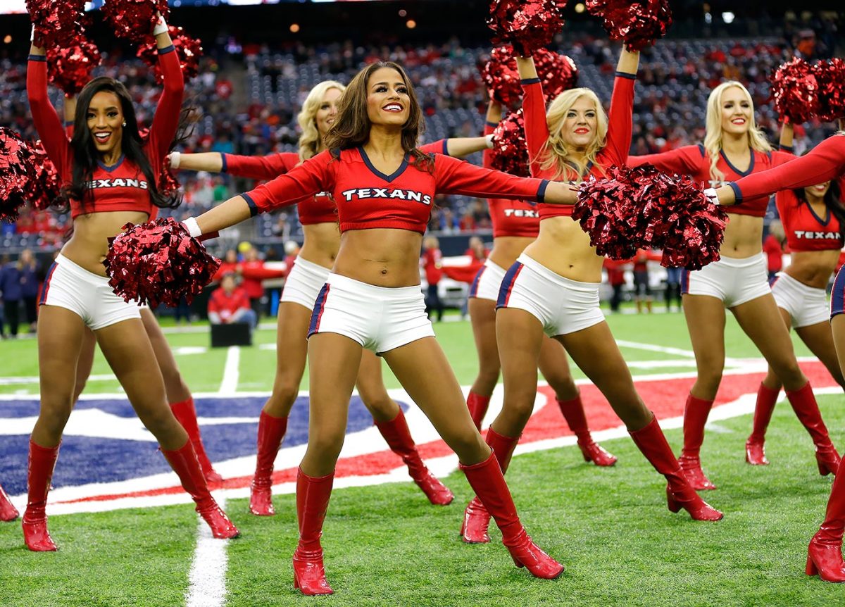 Houston-Texans-cheerleaders-AP_16353648890423.jpg