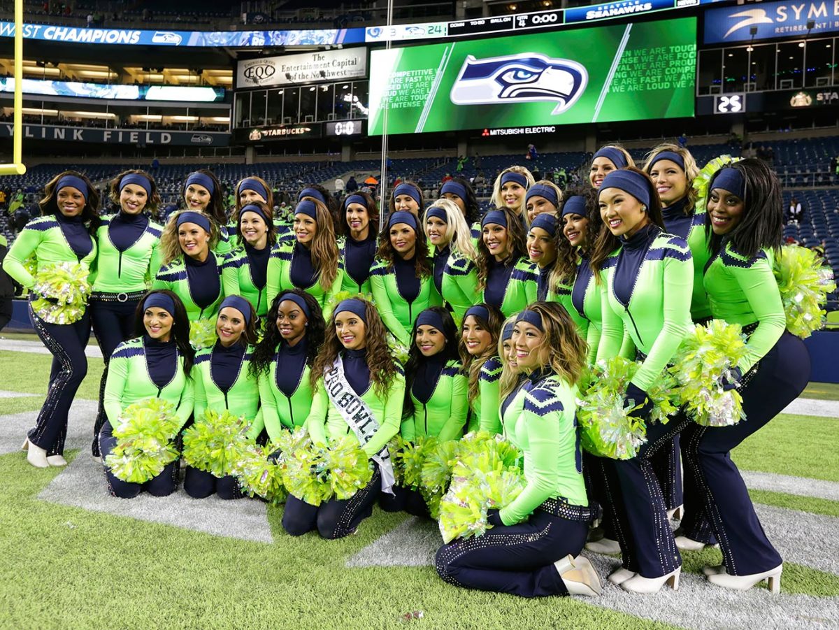 Seattle-Seahawks-Sea-Gals-cheerleaders-AP_16351209355887.jpg