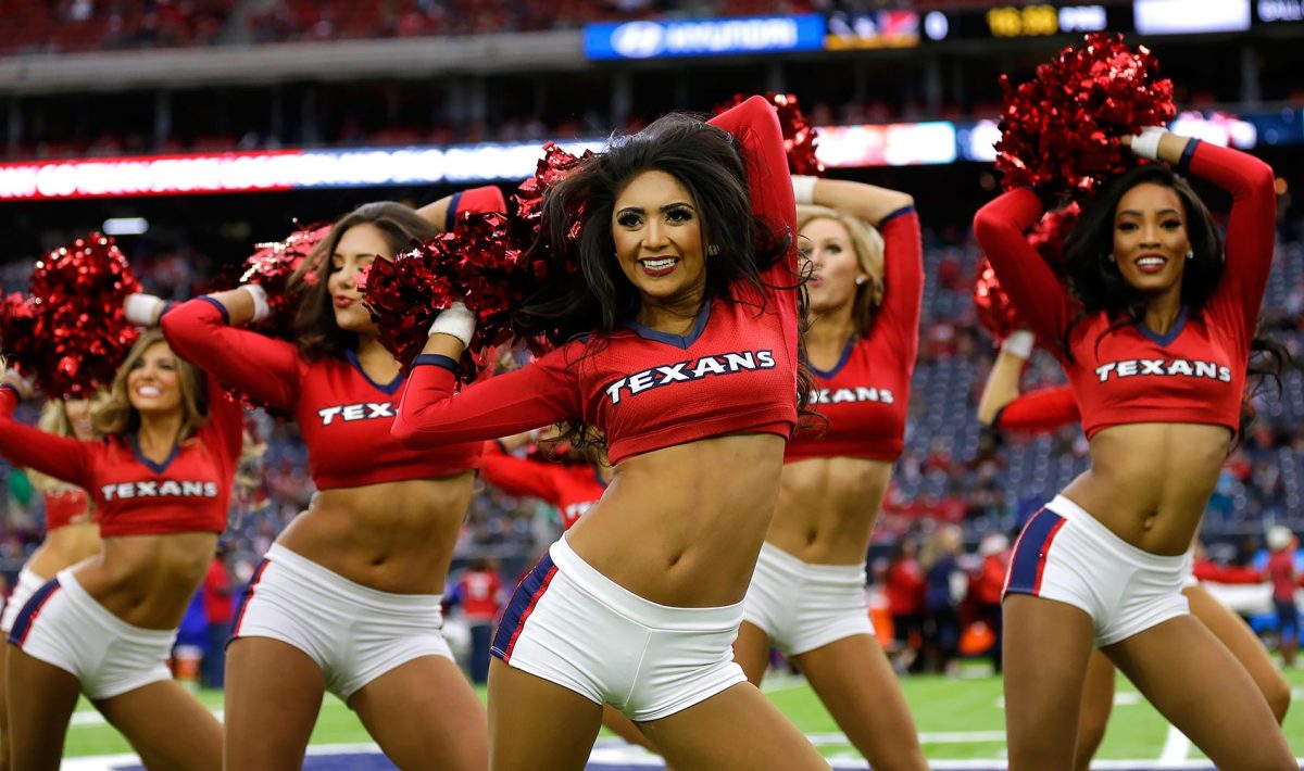 Houston-Texans-cheerleaders-AP_16353650395046.jpg