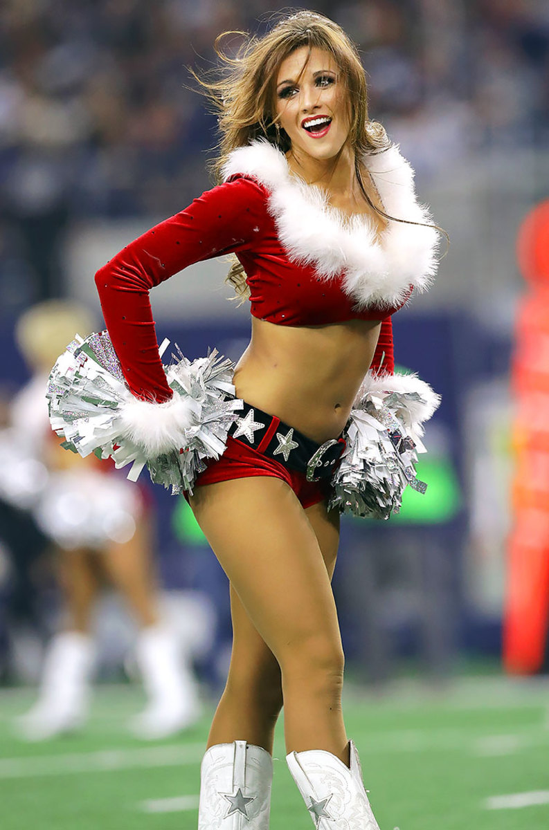 Dallas-Cowboys-cheerleaders-GettyImages-630226658_master.jpg