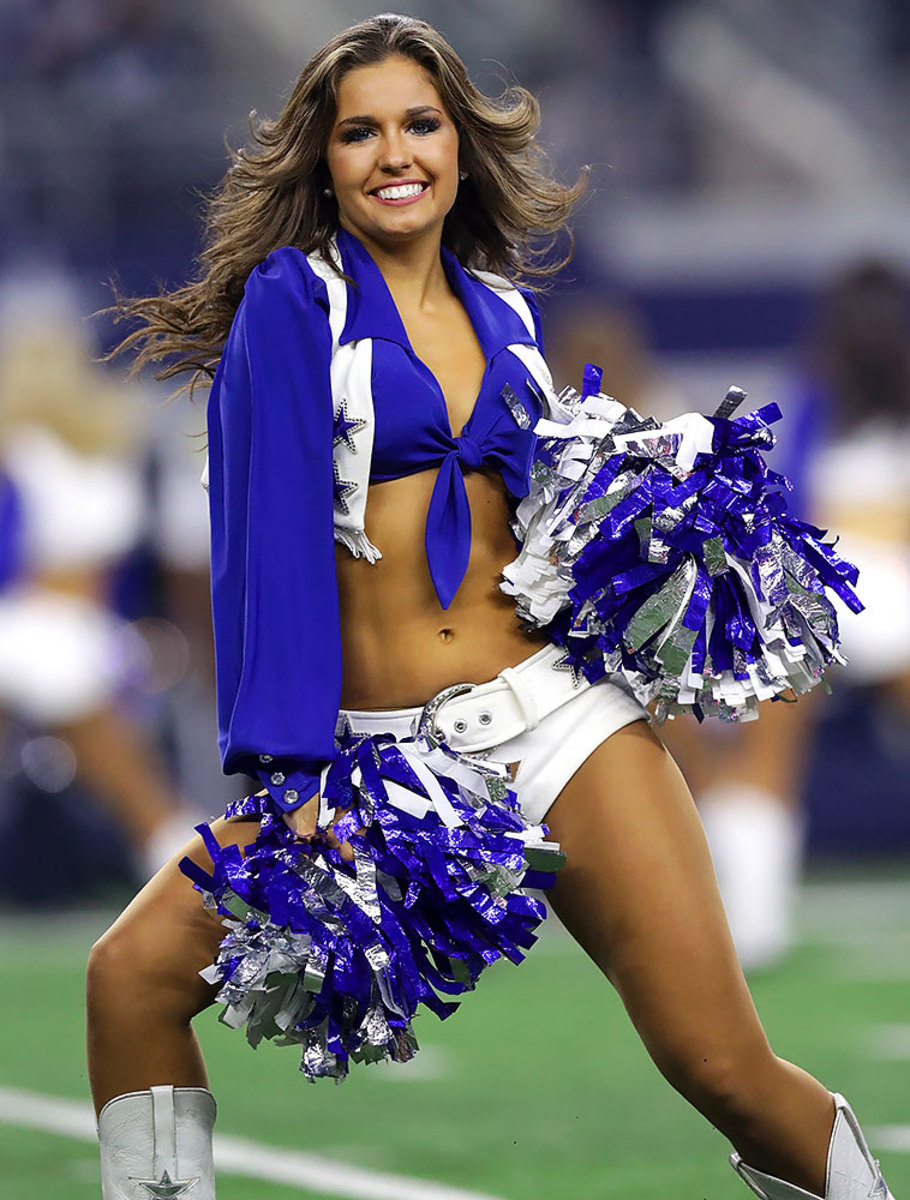 Dallas-Cowboys-cheerleaders-GettyImages-630221392_master.jpg