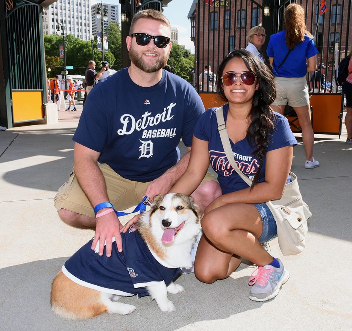 Detroit-Tigers-Bark-at-the-Park-dogs-GettyImages-545137108_master.jpg