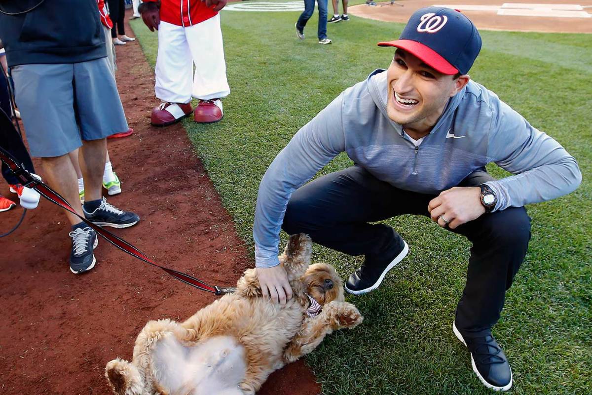Washington-Nationals-Kirk-Cousins-Bark-at-the-Park-dogs-a1b40b98acd843c2aba9cfac622a1de4-0.jpg