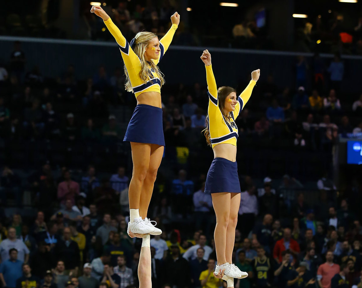 Michigan-cheerleaders-CGV1603180928_Notre_Dame_v_Michigan.jpg
