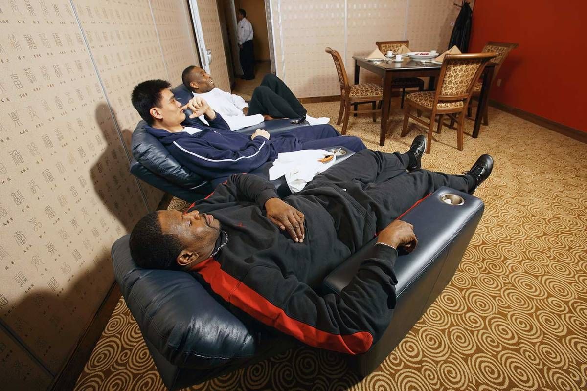 2005-0226-Patrick-Ewing-Yao-Ming-Dikembe-Mutombo-017021661_RT8final.jpg