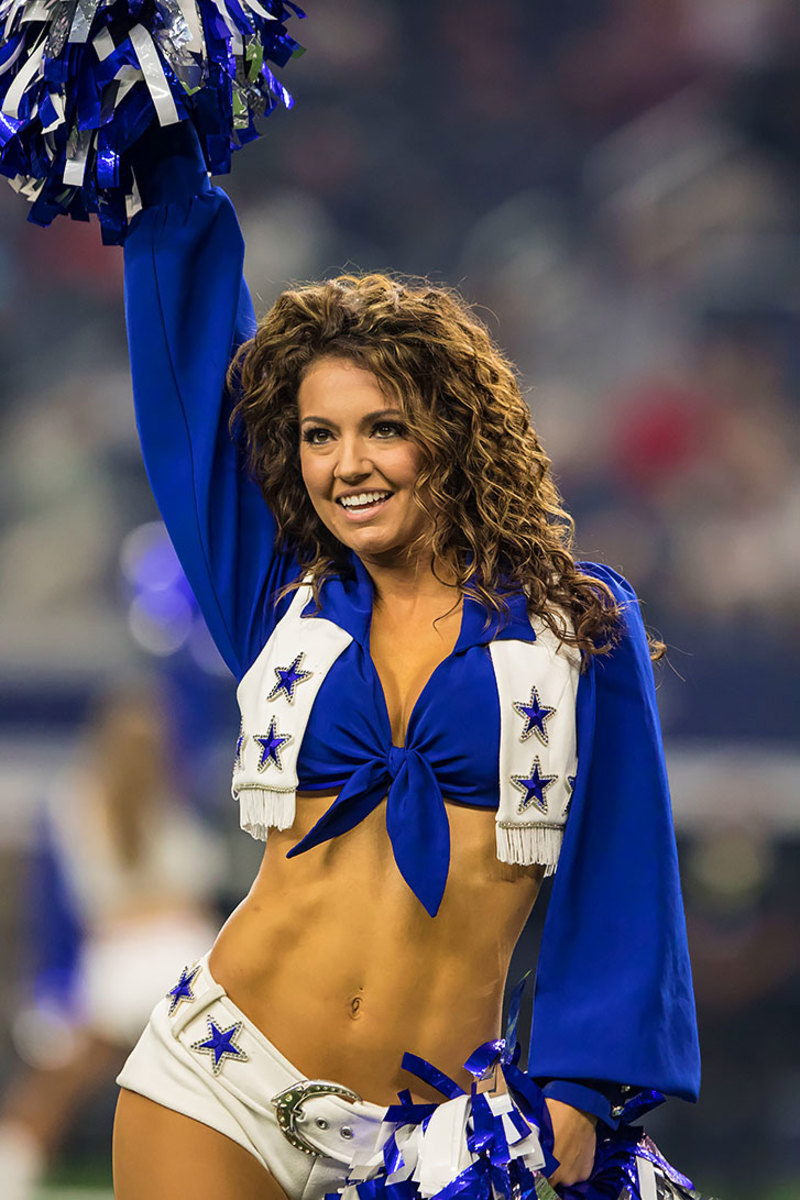 Dallas-Cowboys-cheerleaders-1691609011925_texans_at_cowboys.jpg