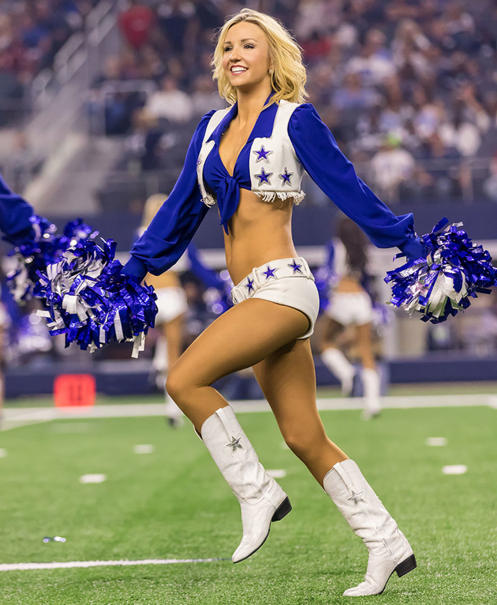 Dallas-Cowboys-cheerleaders-169160901643_texans_at_cowboys.jpg