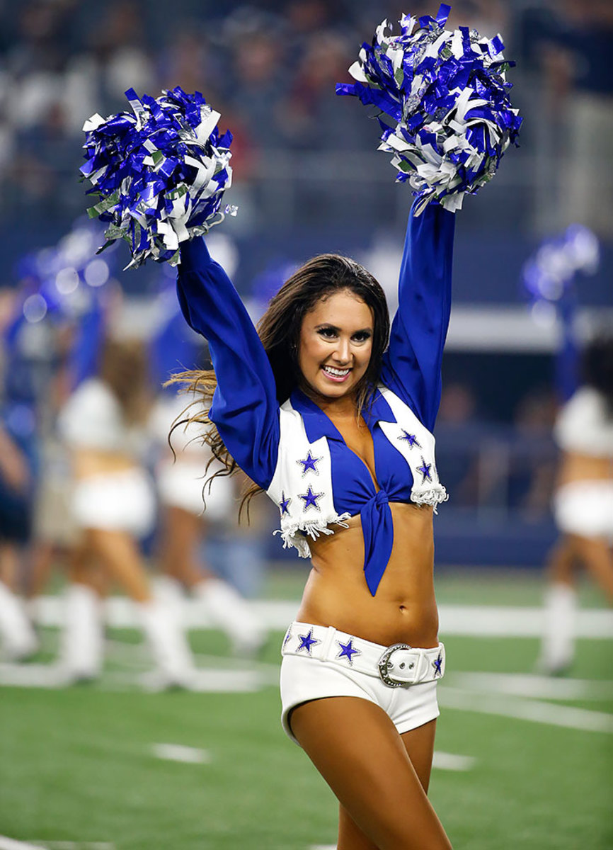 Dallas-Cowboys-cheerleaders-AP_854641213553.jpg