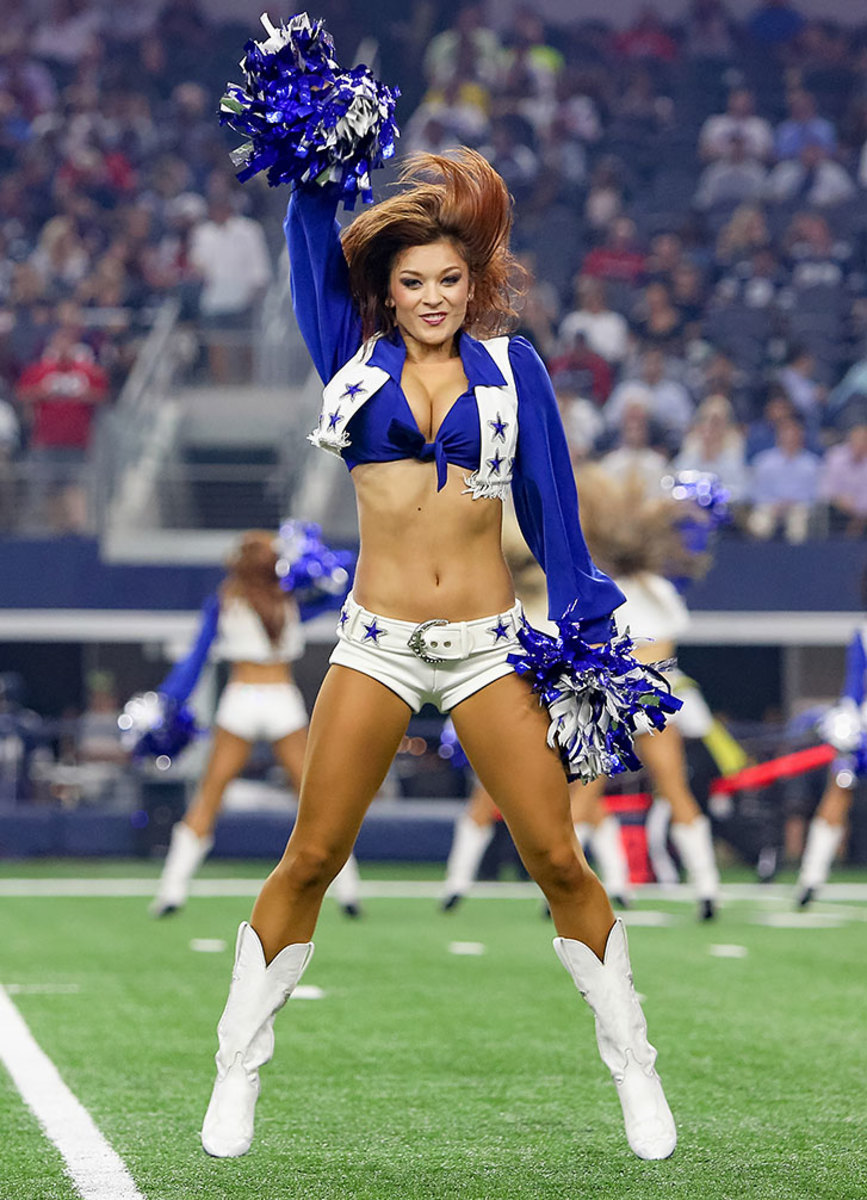 Dallas-Cowboys-cheerleaders-CEY1609011110_Texans_at_Cowboys.jpg