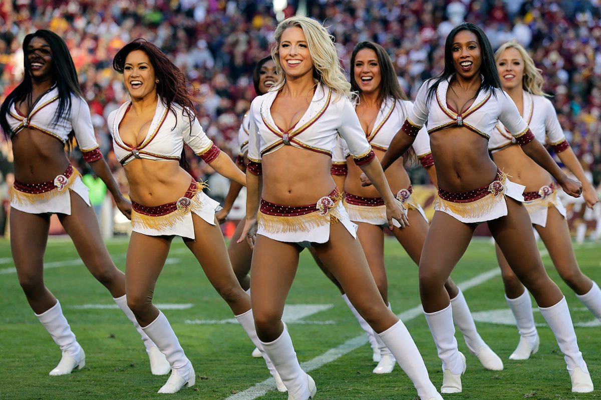 Washington-Redskins-cheerleaders-AP_16318775068561.jpg