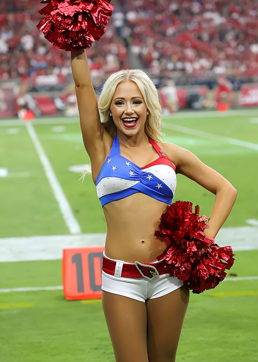 Arizona-Cardinals-cheerleaders-WYP_4852.jpg