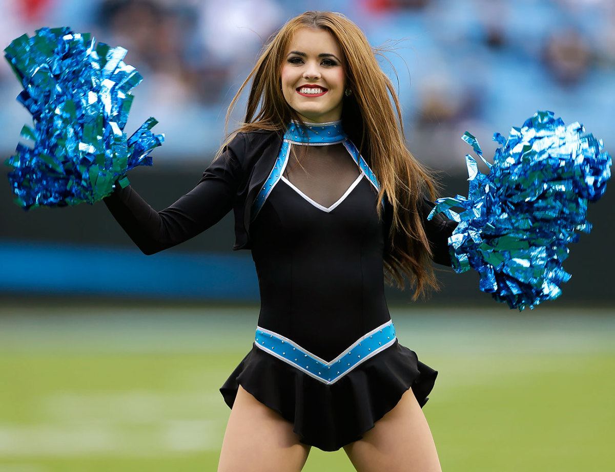 Carolina-Panthers-TopCats-cheerleaders-AP_16318653511848.jpg