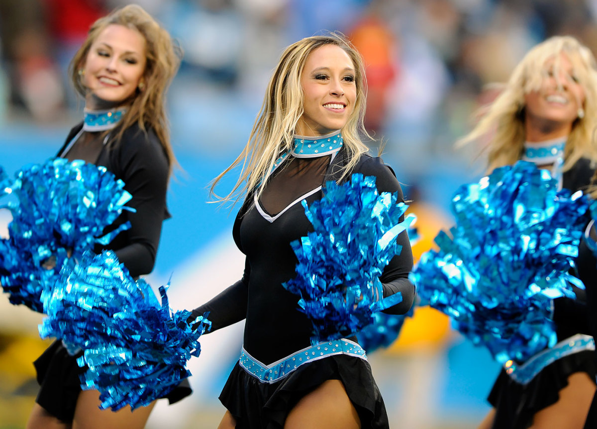 Carolina-Panthers-TopCats-cheerleaders-AP_16318778978840.jpg
