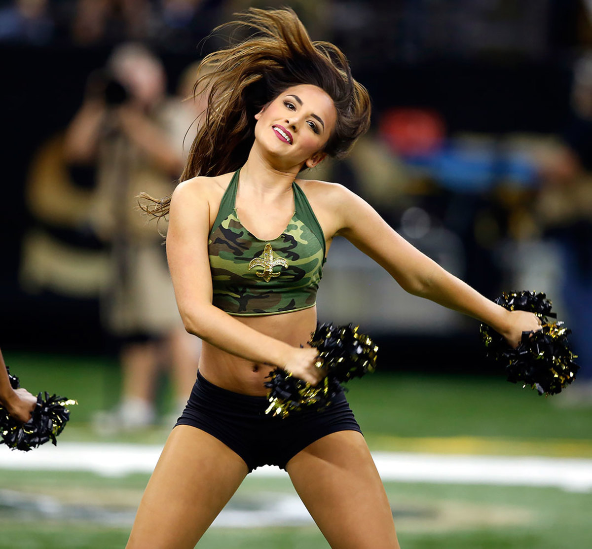 New-Orleans-Saints-Saintsations-cheerleaders-AP_16318804740242.jpg