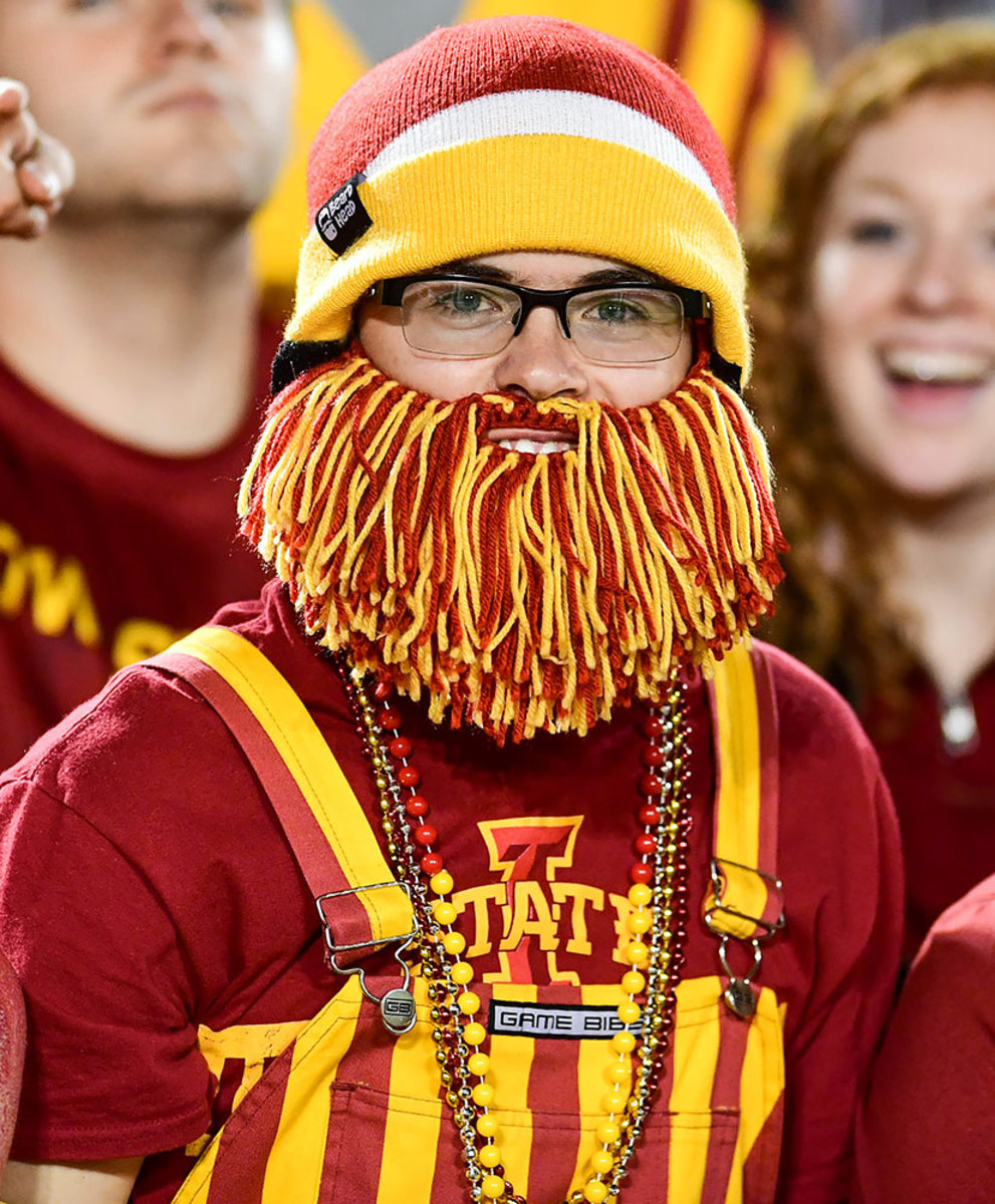 Iowa-State-Cyclones-fan-GettyImages-621021376_master.jpg