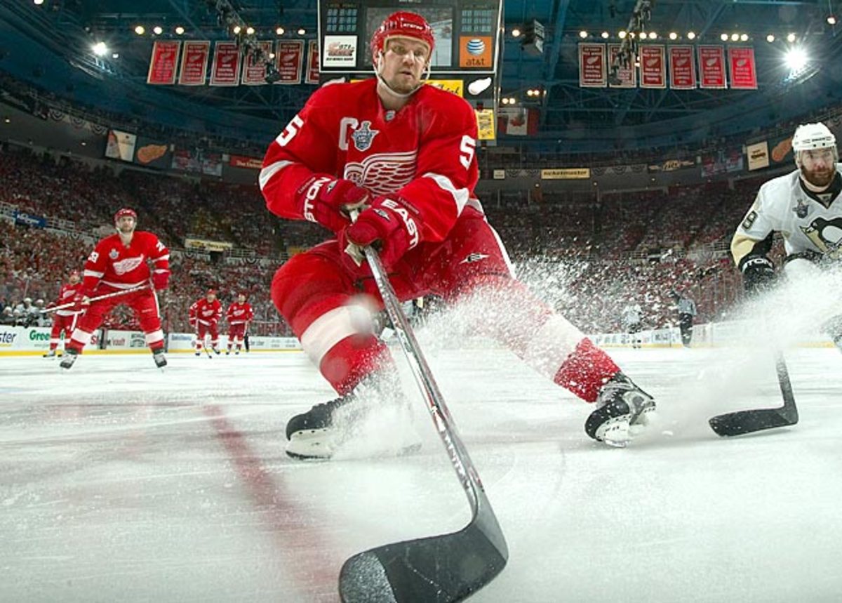 Nicklas Lidstrom, defenseman