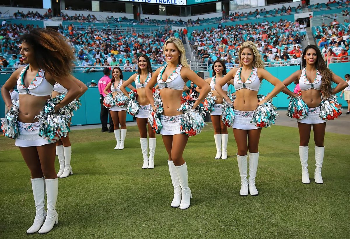 Miami-Dolphins-cheerleaders-Dolphins-Uniform-ZYP_2059.jpg