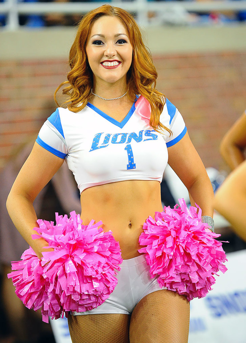Detroit-Lions-cheerleaders-2581610090049_Eagles_at_Lions.jpg