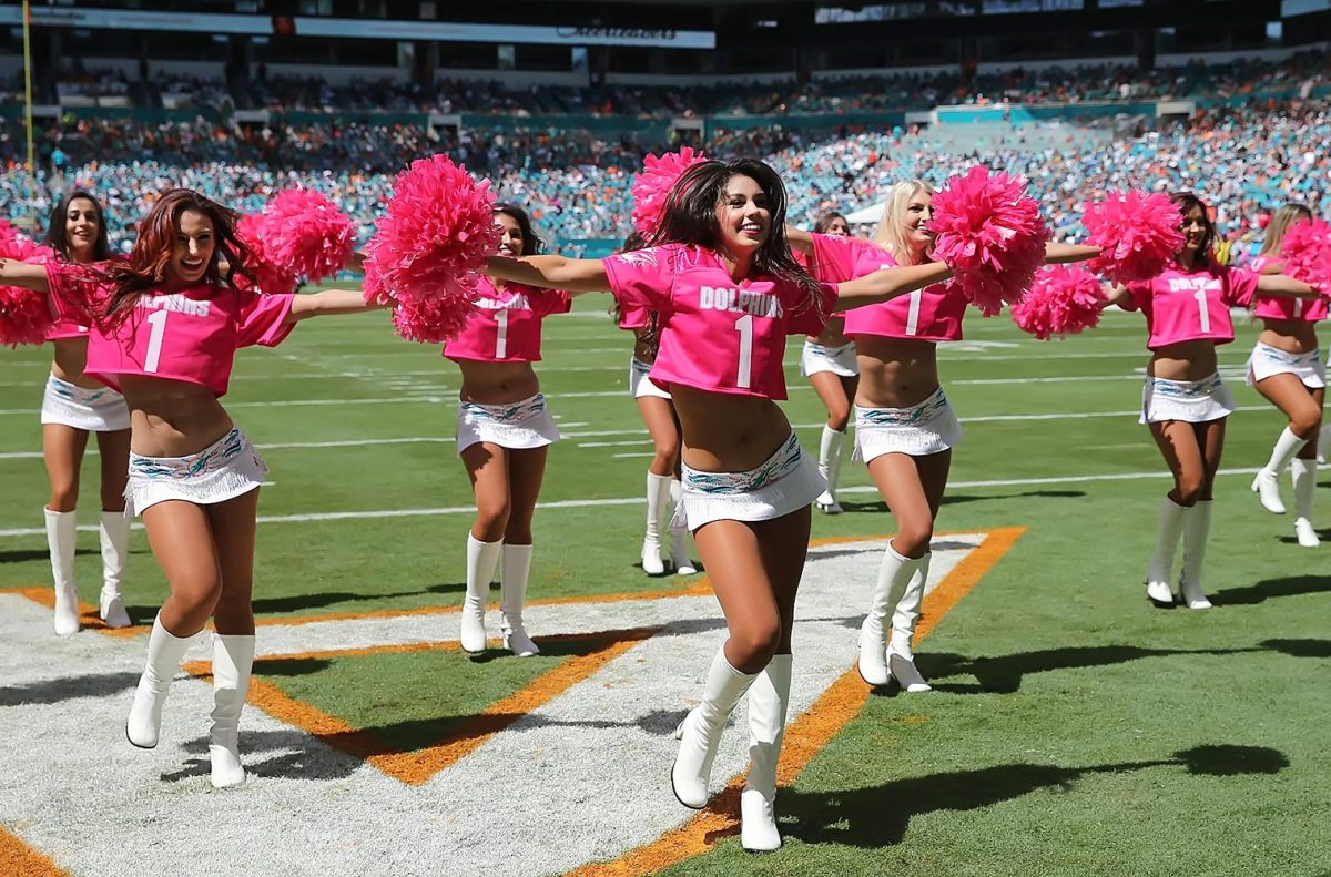 Miami-Dolphins-cheerleaders-Dolphins-Pink_Jersey-ZYP_1880.jpg