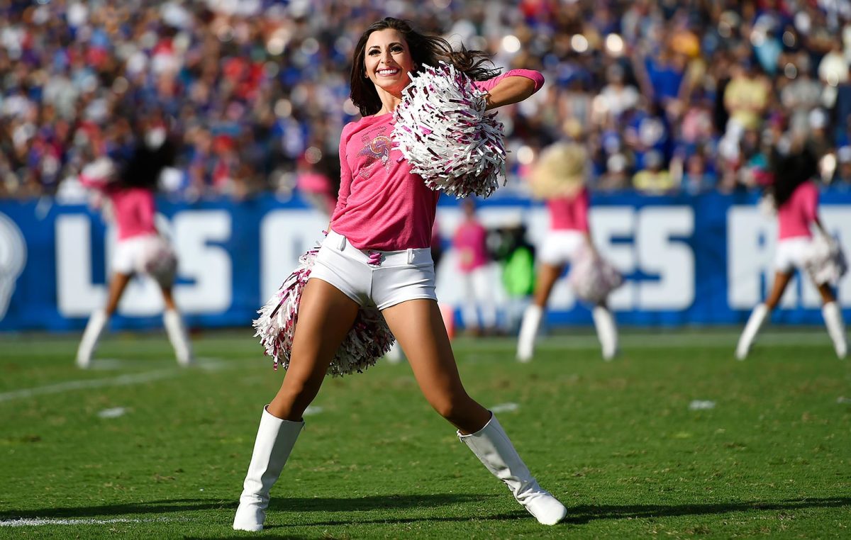 Los-Angeles-Rams-cheerleaders-AP_366187714628.jpg