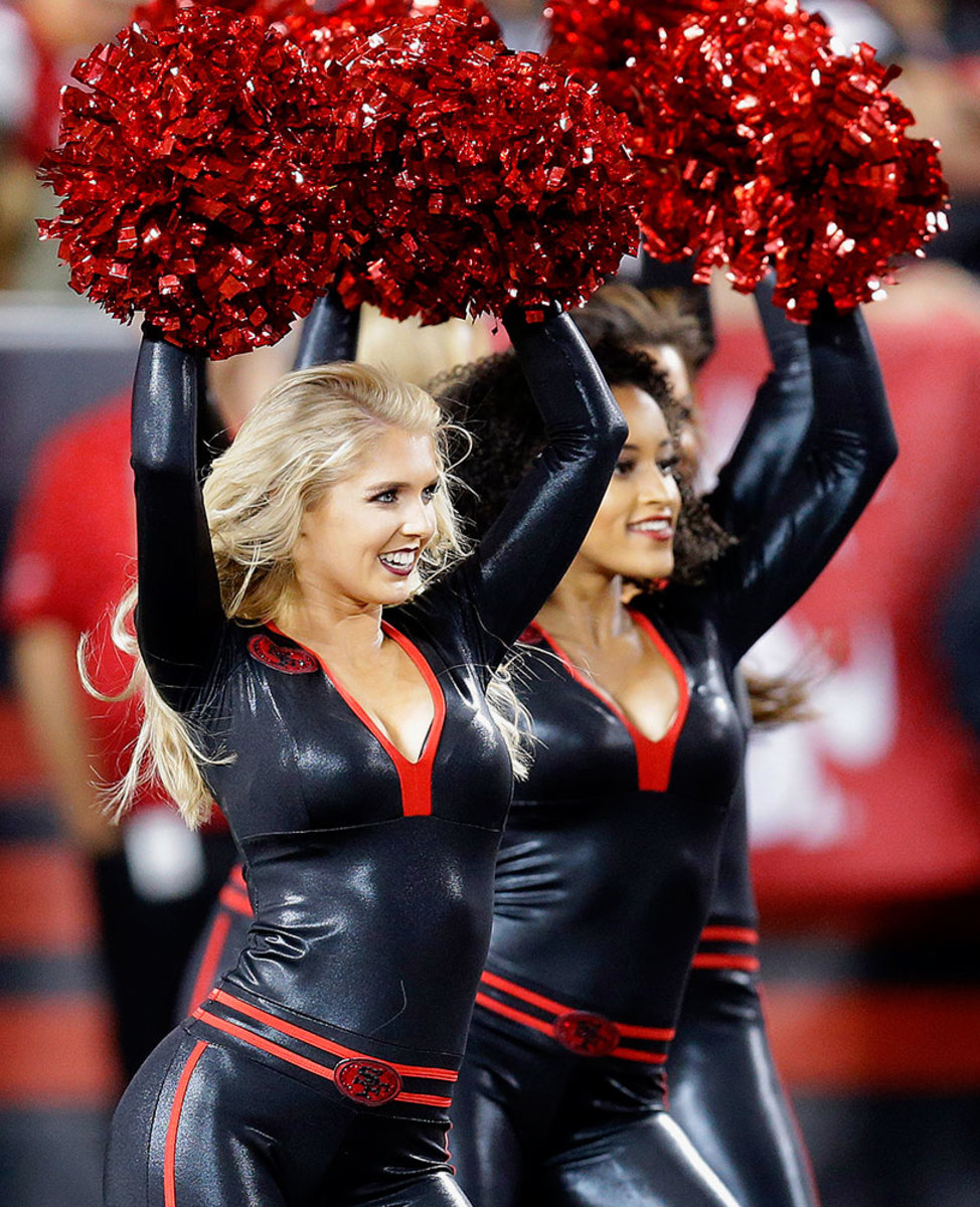 San-Francisco-49ers-Gold-Rush-cheerleaders-AP_324546438855.jpg