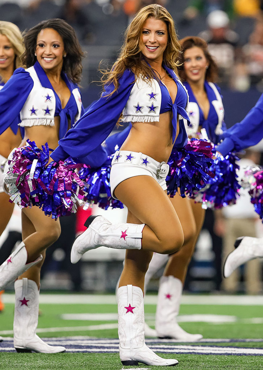Dallas-Cowboys-cheerleaders-CEY161009197_Bengals_at_Cowboys.jpg