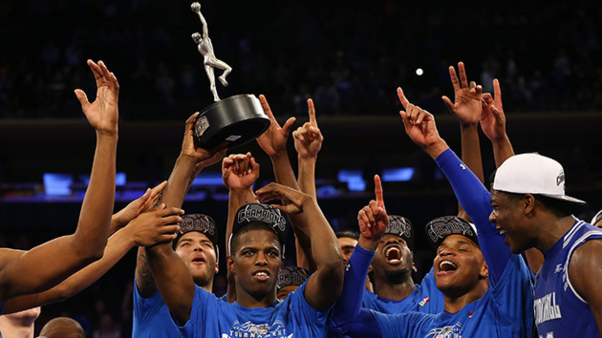 isaiah-whitehead-seton-hall-big-east-trophy-630.jpg