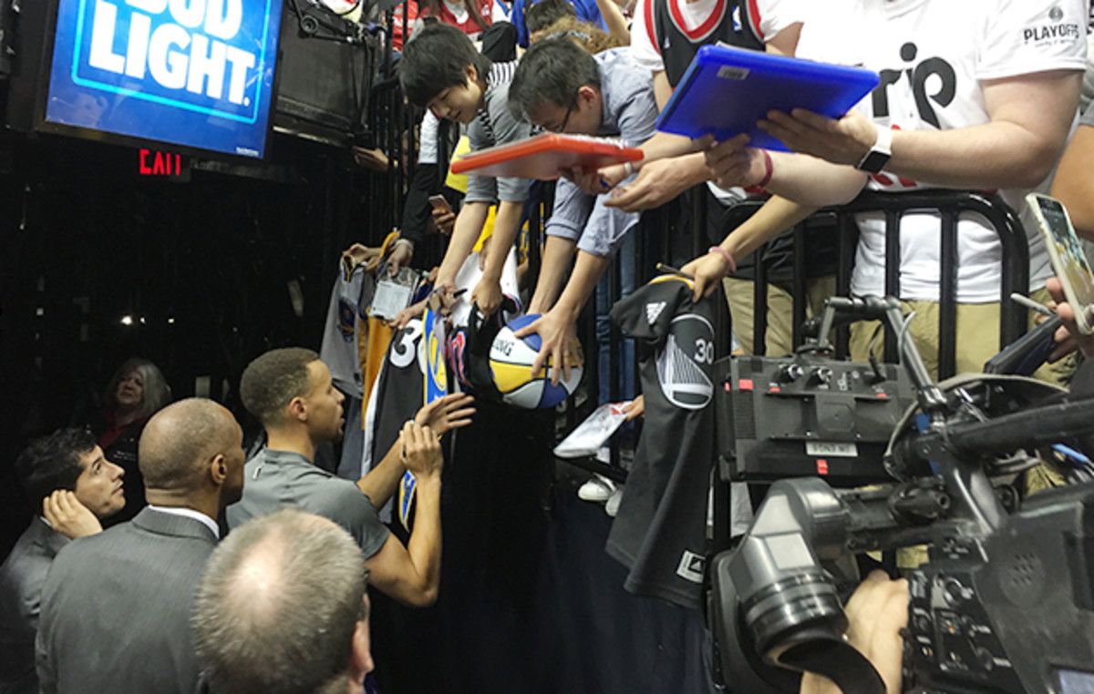 nba-finals-cavs-warriors-trail-blazers-stephen-curry-return.jpg