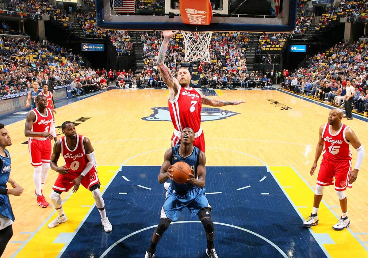 The Night in Sports Feb 19-511344218_master.jpg