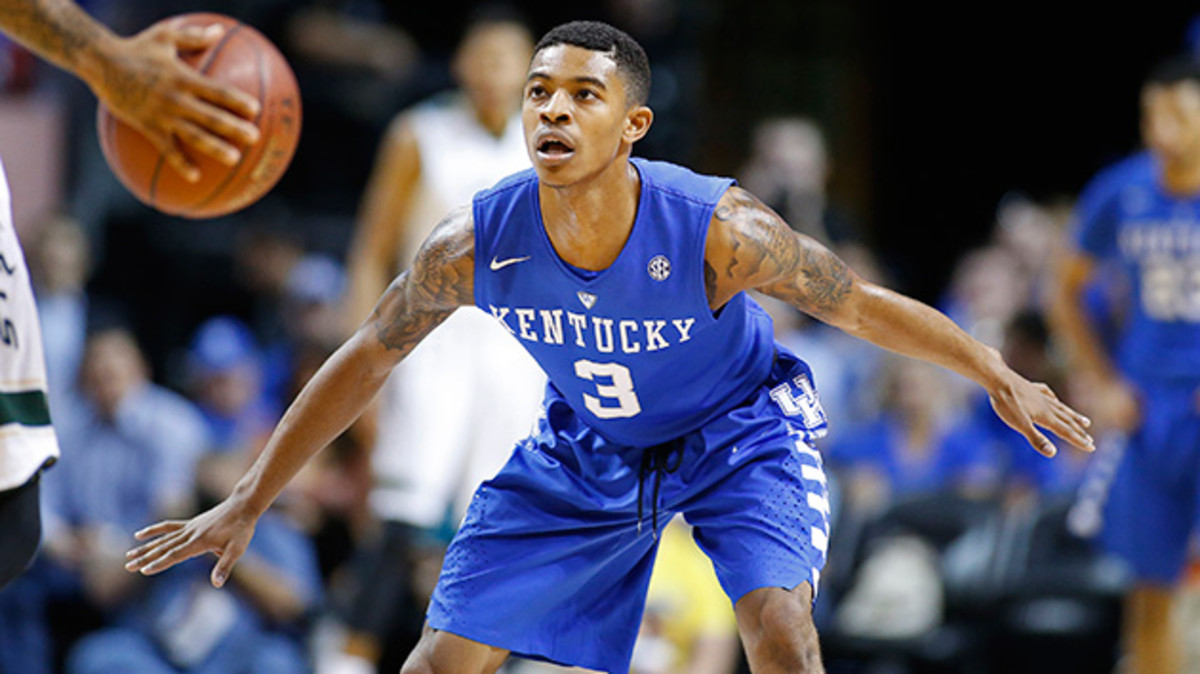 tyler-ulis-kentucky-630-defense-effys.jpg