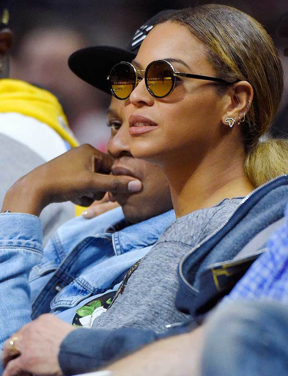 The Night in Sports feb 29_1603010421448443.jpg