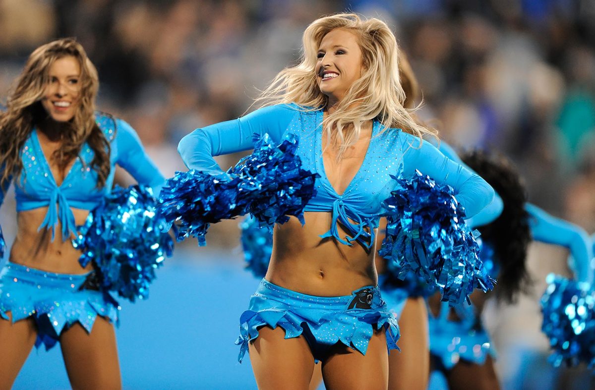 Carolina-Panthers-TopCats-cheerleaders-AP_16323150474066.jpg