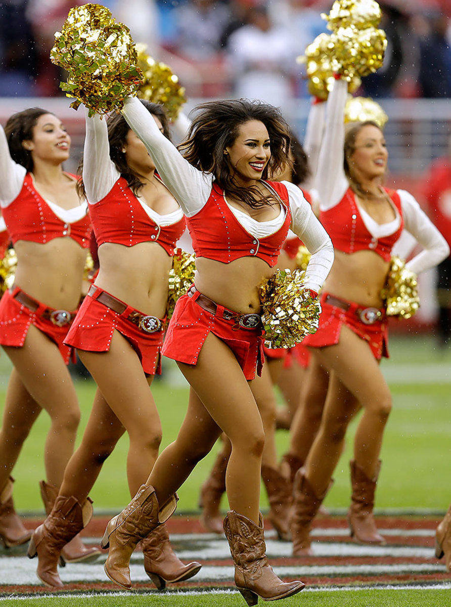 San-Francisco-49ers-Gold-Rush-cheerleaders-AP_16325803730427.jpg
