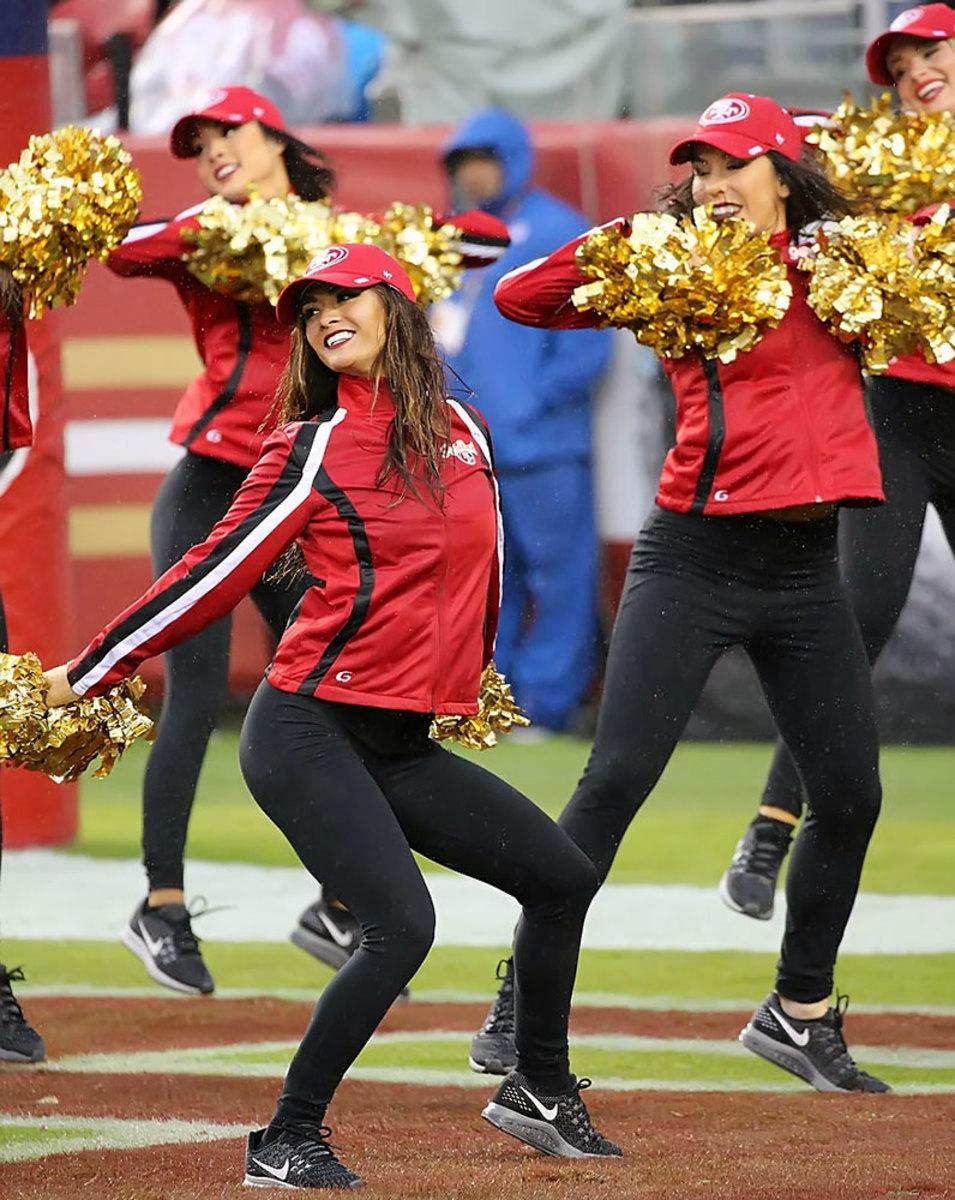 San-Francisco-49ers-Gold-Rush-cheerleaders-WYP_7065.jpg