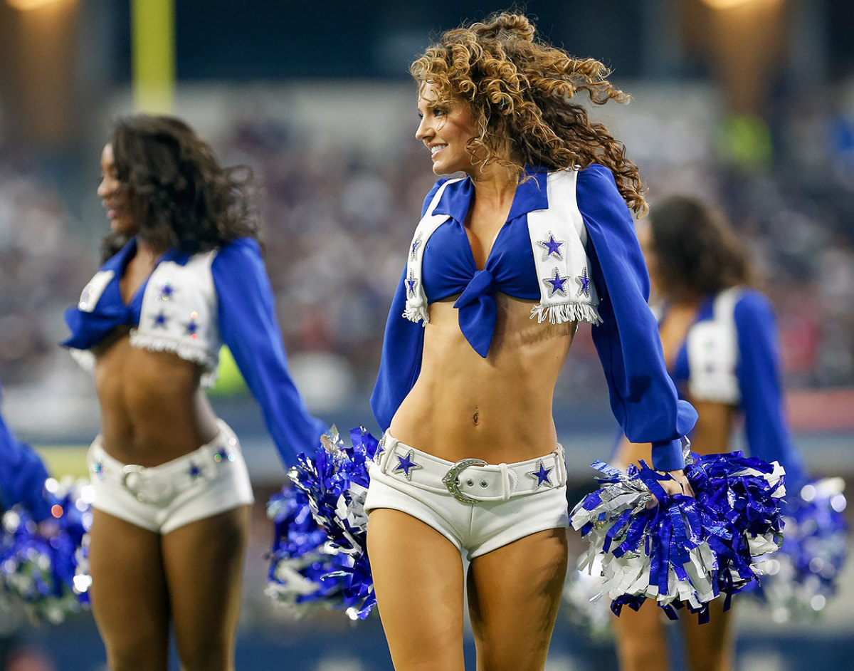 Dallas-Cowboys-cheerleaders-GettyImages-624955258_master.jpg