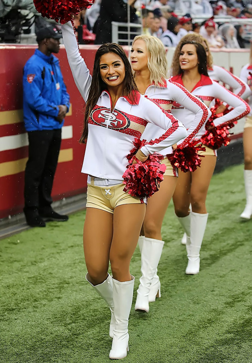 San-Francisco-49ers-Gold-Rush-cheerleaders-WYP_6626.jpg