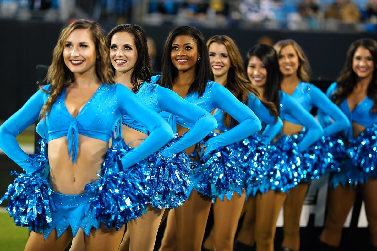 Carolina-Panthers-TopCats-cheerleaders-GettyImages-624212628.jpg