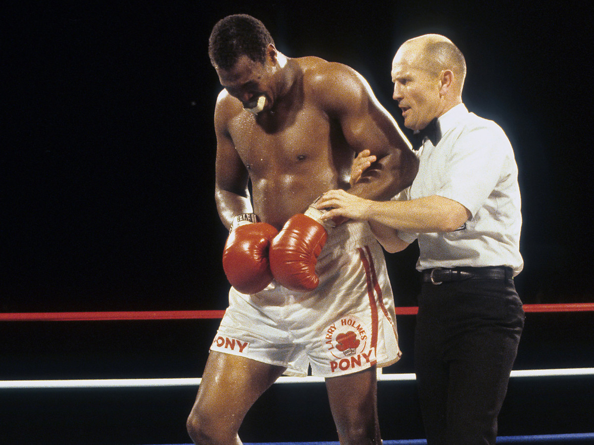 Larry Holmes, the headliner that Tuesday night, would get two title shots but lose both.