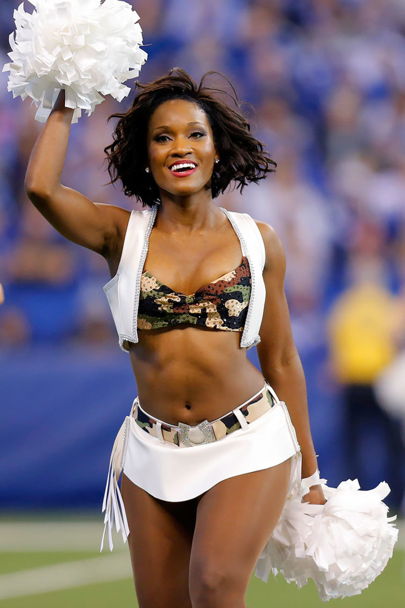 Indianapolis-Colts-cheerleaders-GettyImages-624971622_master.jpg