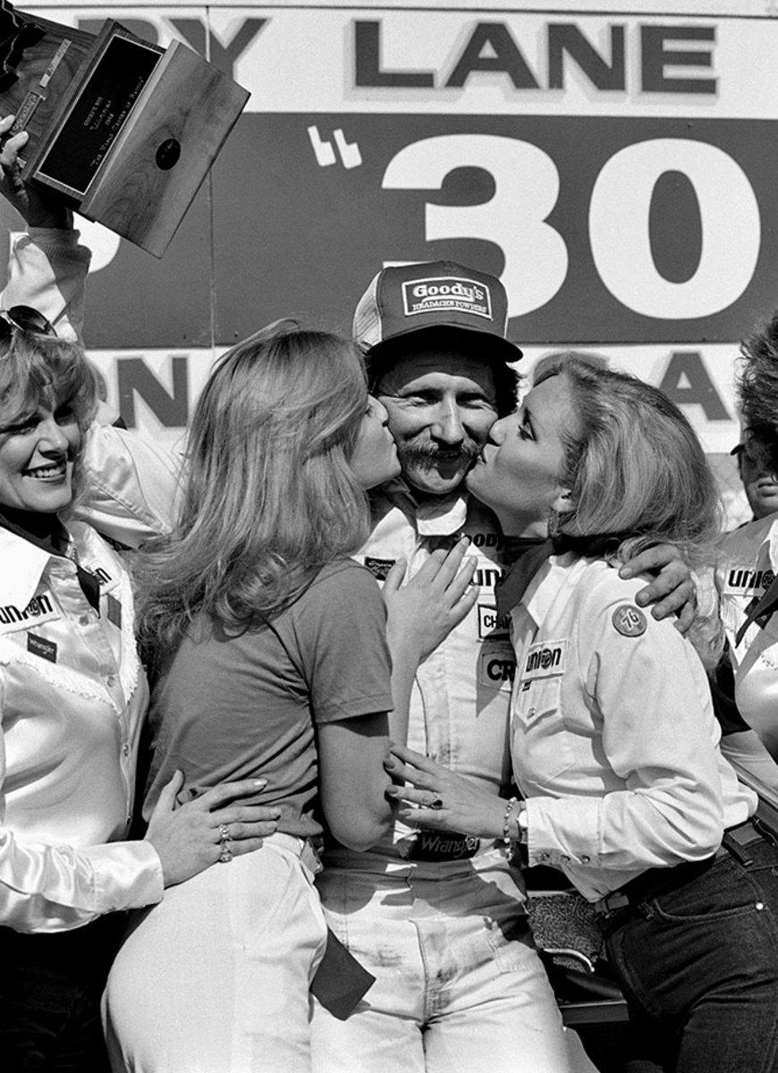 1982-0213-Dale-Earnhardt-Victory-Lane-kisses.jpg