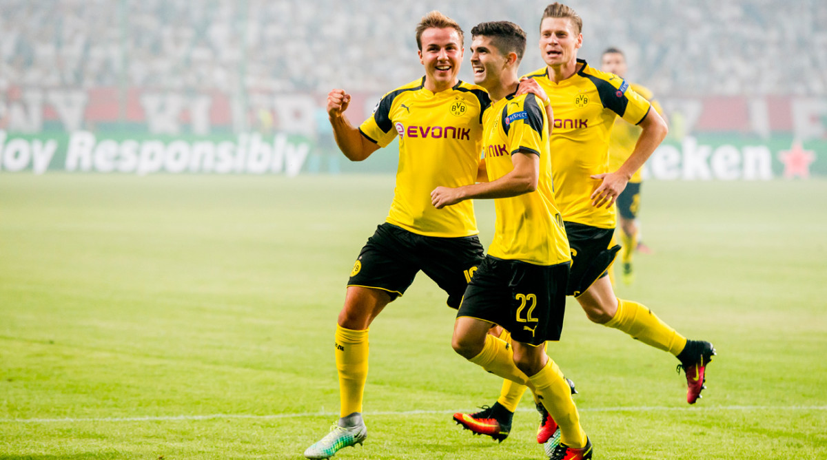 Christian Pulisic nets Champions League assist for Dortmund (VIDEO