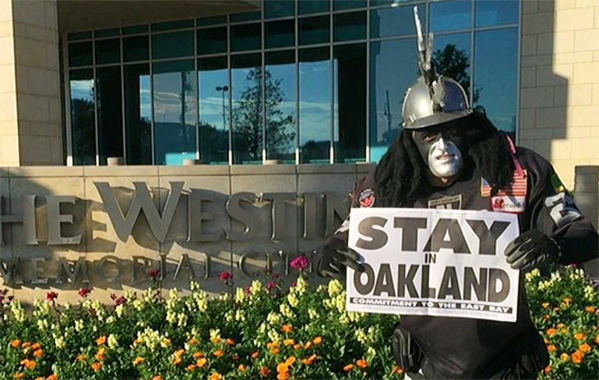 dr-death-oakland-raiders.jpg