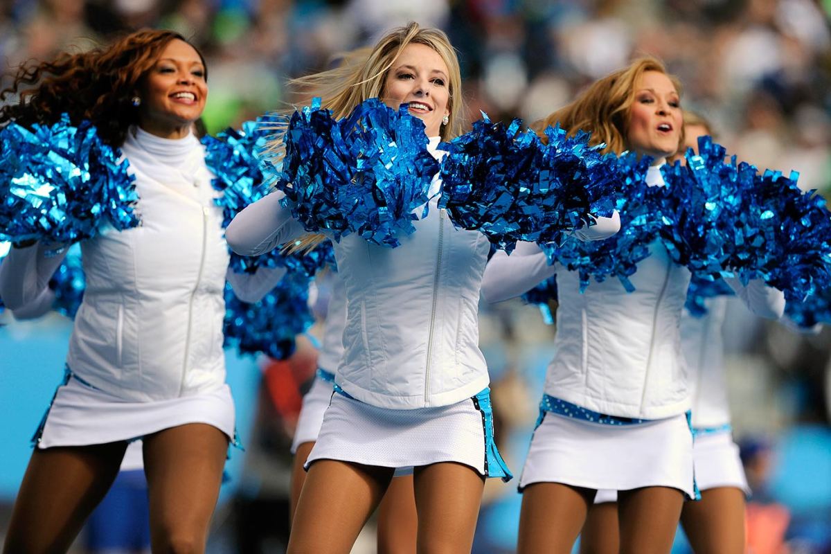 Carolina-Panthers-Topcats-cheerleaders-AP_358864162877.jpg
