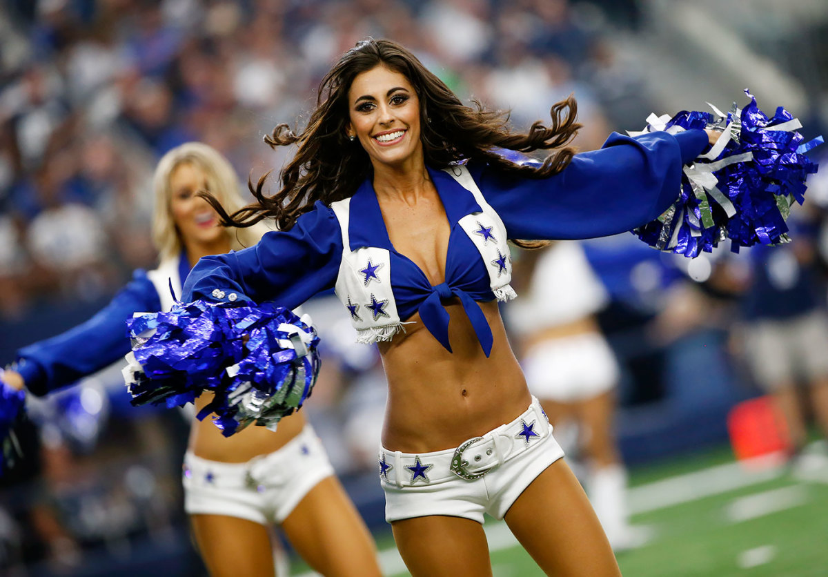 Dallas-Cowboys-cheerleaders-AP_83258091256.jpg
