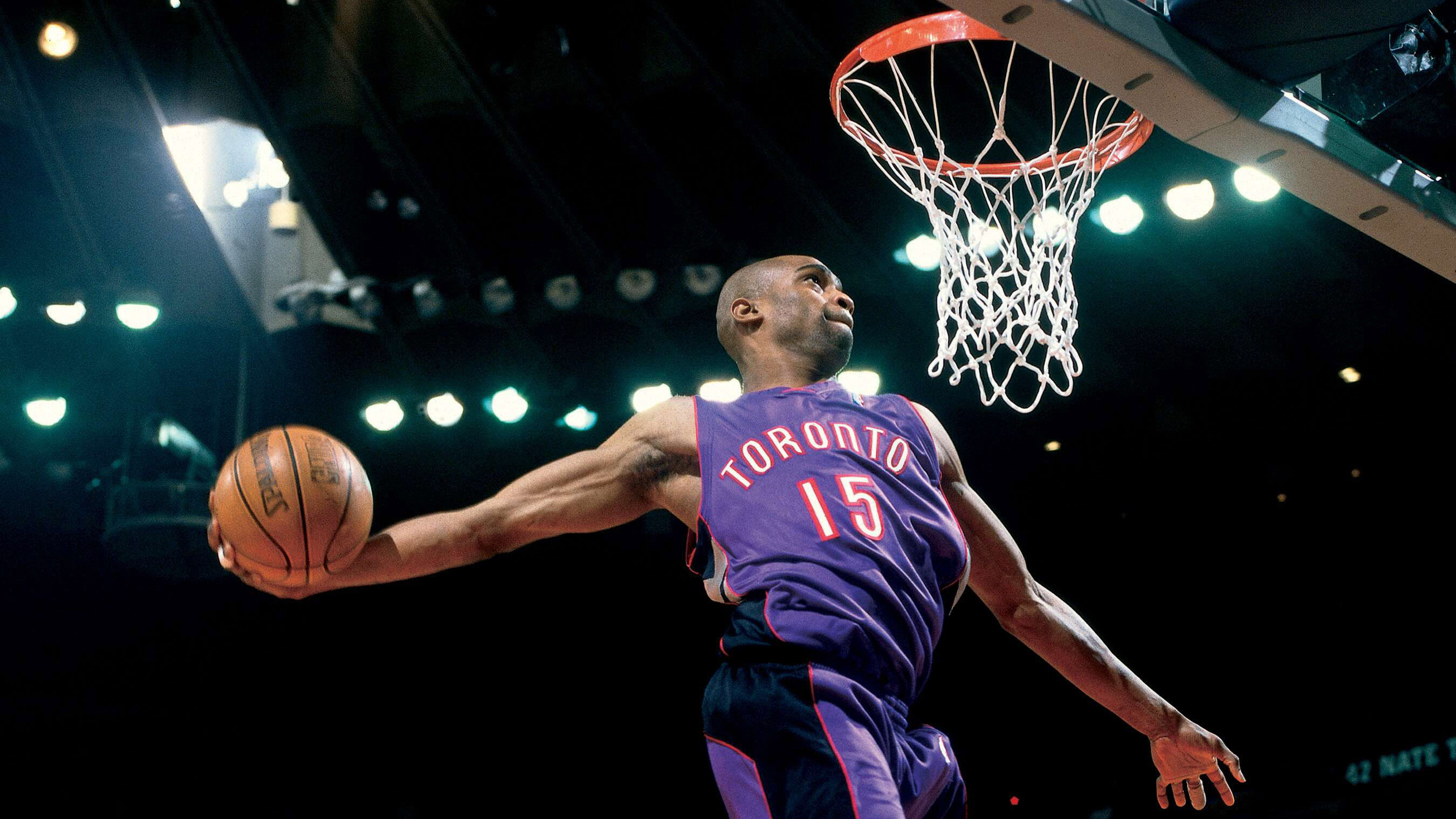 When the NBA Dunk Contest disappeared, Vince Carter brought it
