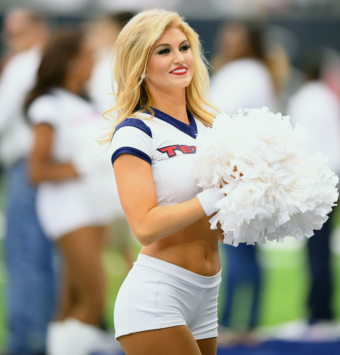 Houston-Texans-cheerleaders-SI540_TK2_0410.jpg