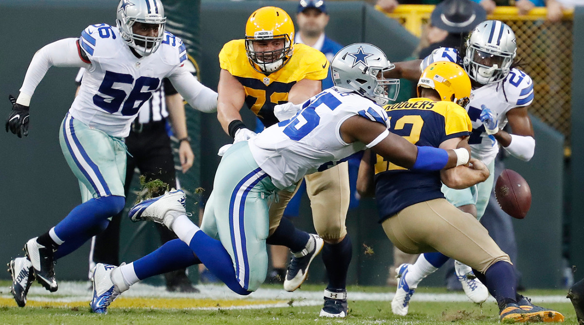 Aaron Rodgers’ turnovers proved costly in the Packers’ loss to the Cowboys.
