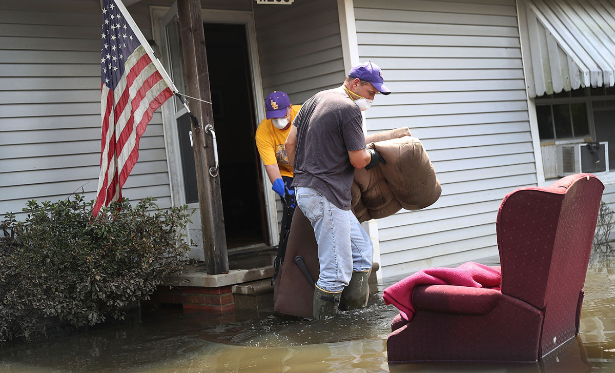 Last month, Louisiana was overwhelmed with flood water and the aftermath has left towns like St. Amant in need of assistance.