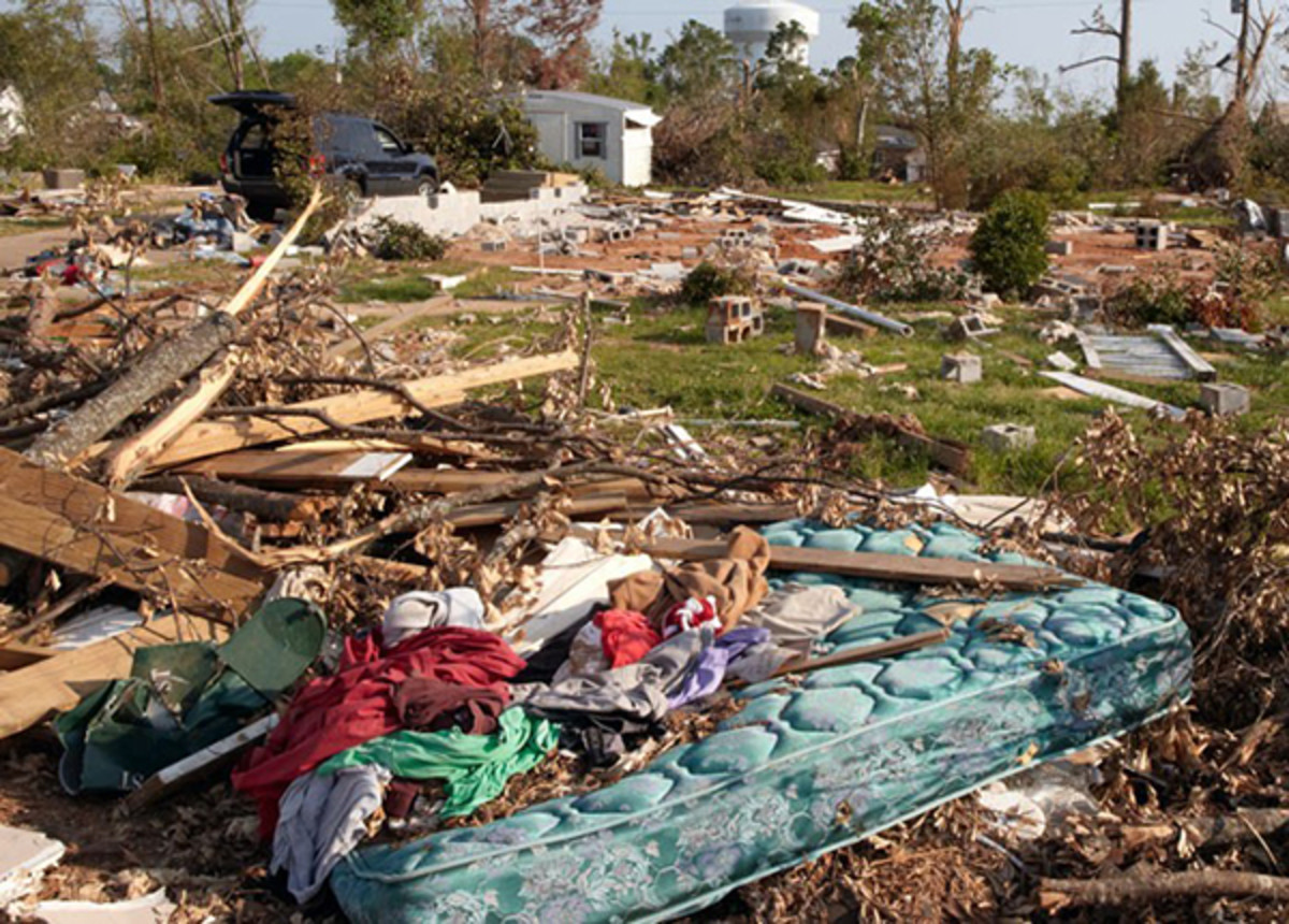 tuscaloosa-tornado.jpg